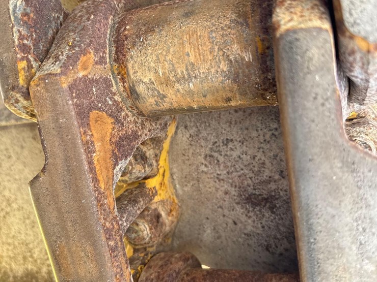 2021-komatsu-d71px-24-image-14