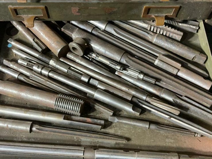 #230-•-tool-chest-and-rubber-sheet-image-17