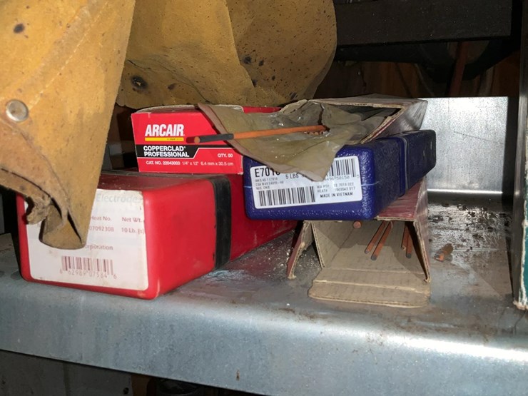 #270-•-shelf-with-welding-supplies-image-11