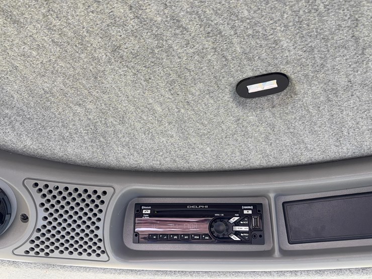 2019-new-holland-speedrower-160-image-16