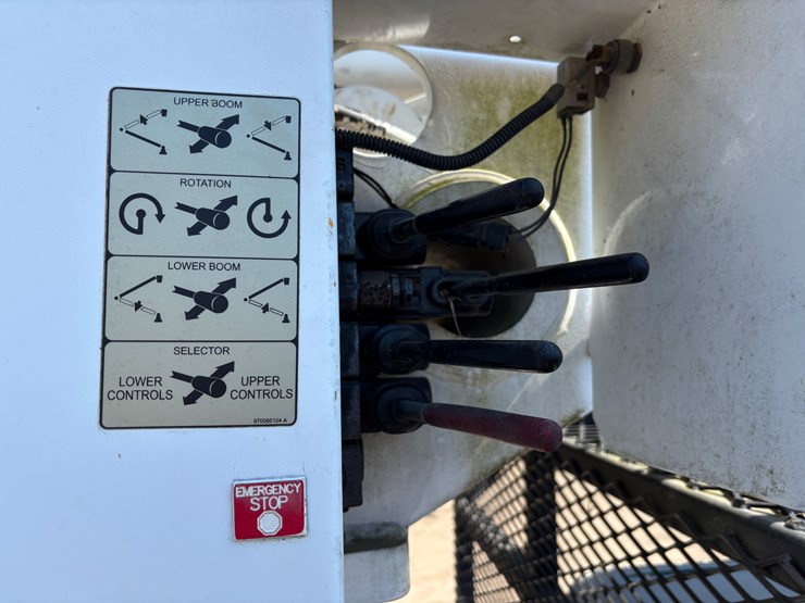 2010-ford-f750-image-48