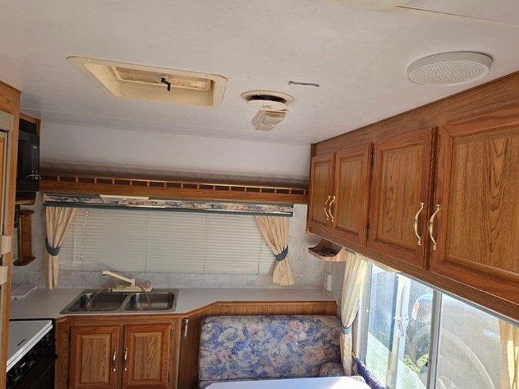 1998-sunline-camper-(title)-image-36