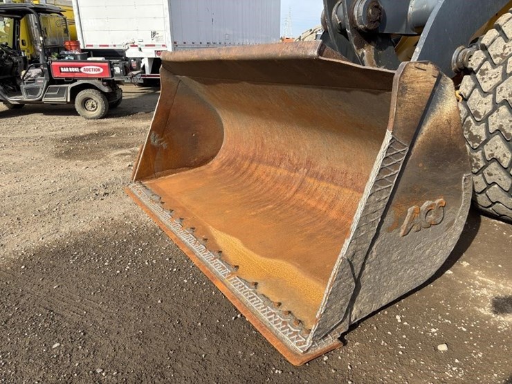 2008-deere-624j-image-10