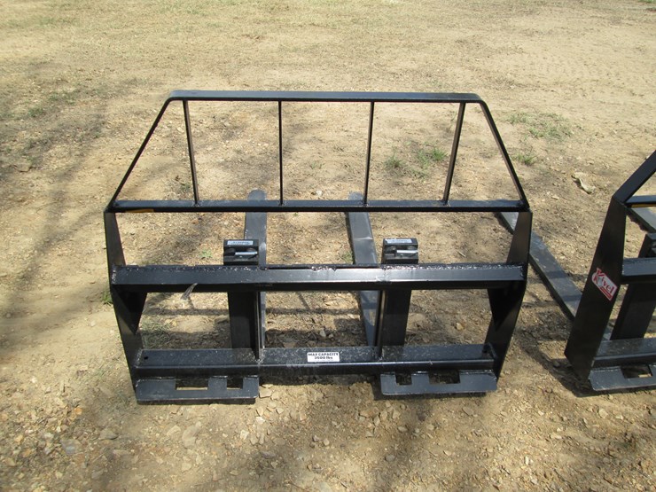 #44061-•-4'-skid-steer-forks-image-3