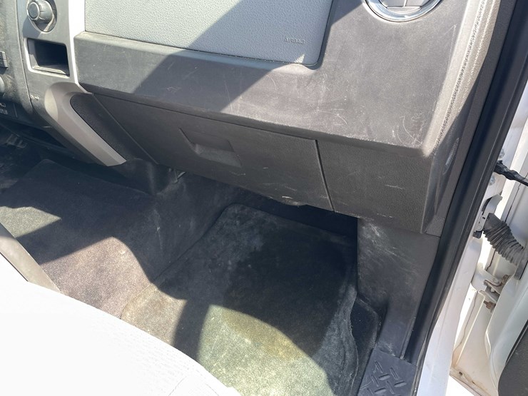 #5671-•-2012-f150-xlt-4x4-crew-cab-(has-wi-title)-image-60