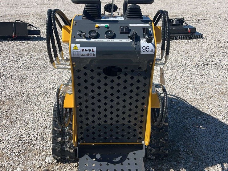 2026-sdlanch-dll60-mini-skid-steer-image-6