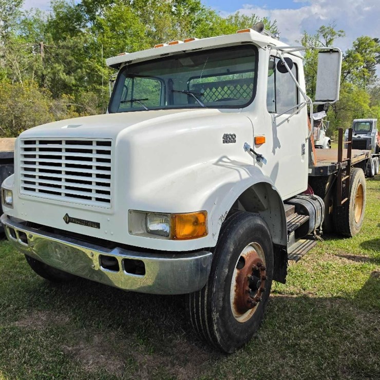 1996 INTERNATIONAL 4900