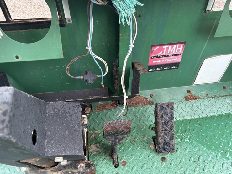 taylor-dunn-b210-image-12