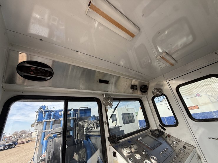 2011-cs&p-180k-scfh-10k-wp-nitrogen-pumper-mtd-on-2011-loadcraft-t/a-trailer-image-20