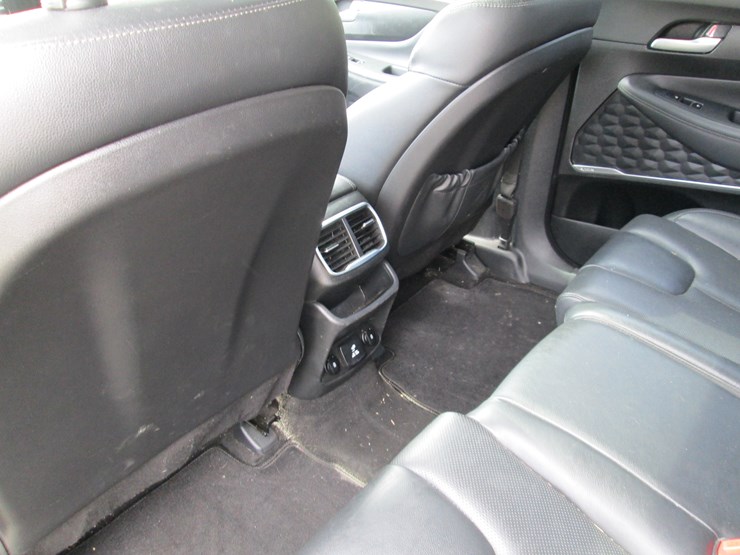 2019-hyundai-santa-fe-image-19