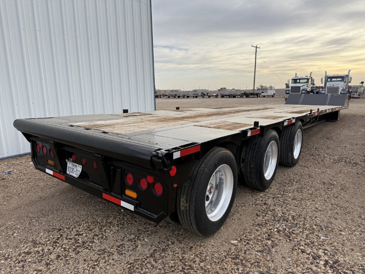 2014-transcraft-53'-x-102"-image-8