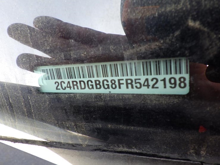 2015-dodge-grand-caravan-image-15