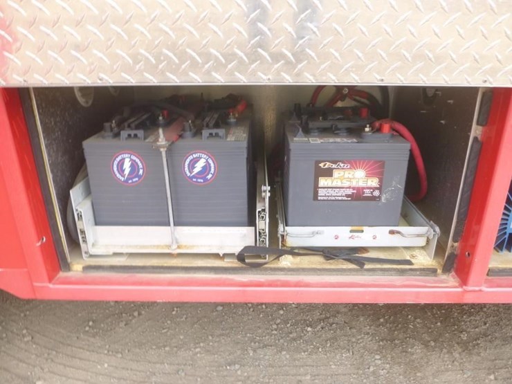 2005-freightliner-mt55-image-14