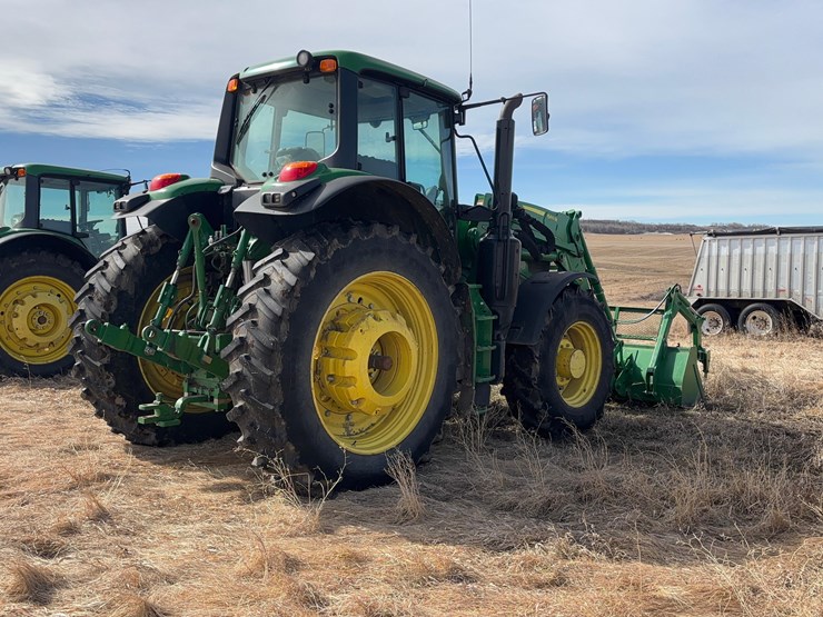 2019-john-deere-6175m-image-4