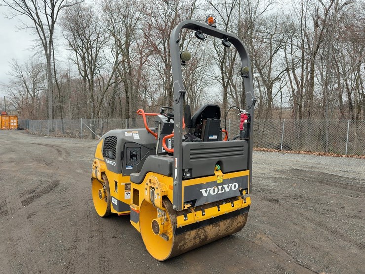 2021-volvo-dd30b-image-3