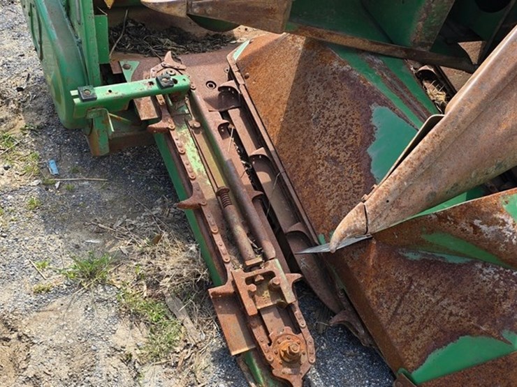 john-deere-444-image-5