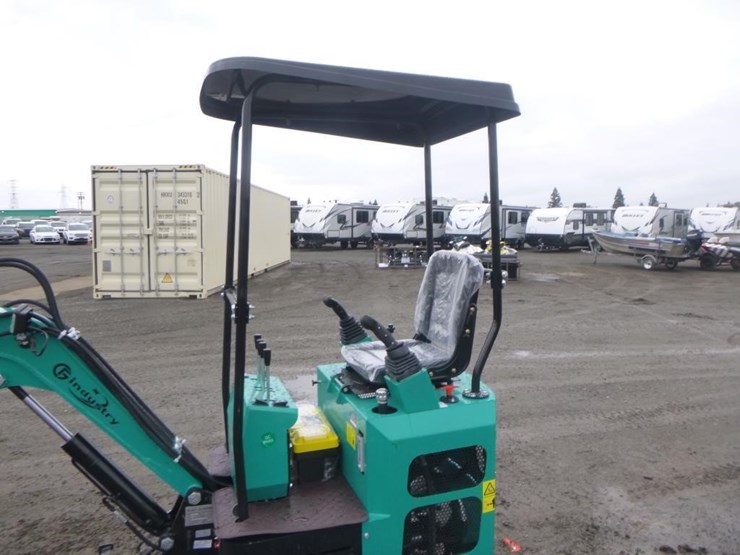 2026-agt-mh12rx-hydraulic-excavator-image-18