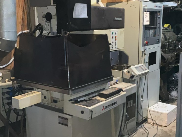 #215-•-mitsubishi-electrical-discharge-machine-image-3