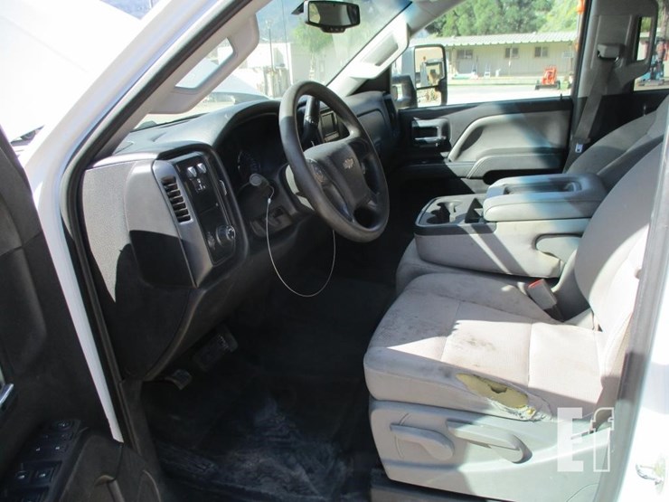 2015-chevrolet-2500hd-image-7