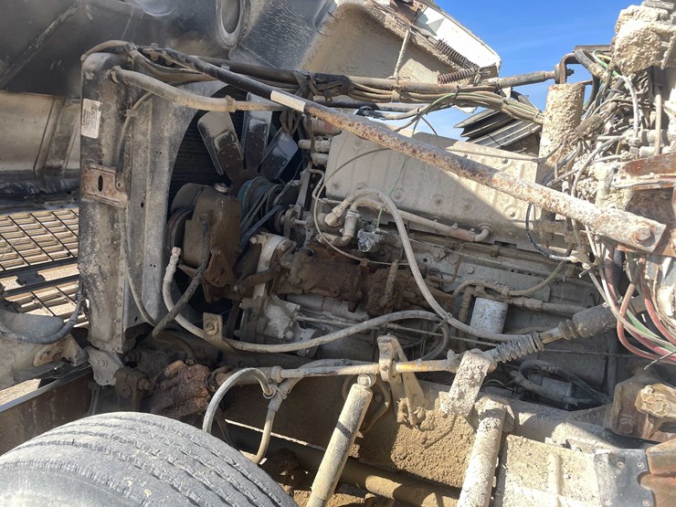 1987-ford-ltl9000-image-98