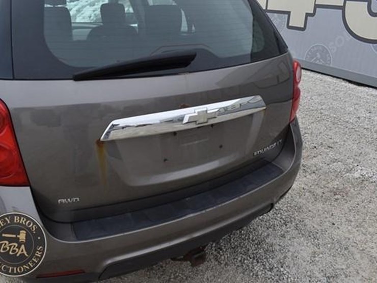 2010-chevrolet-equinox-ls-image-15