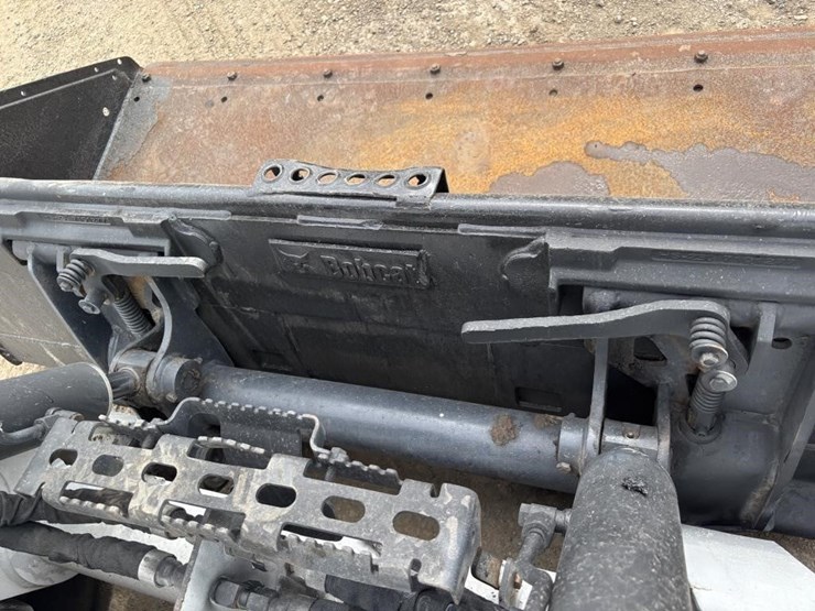 2019-bobcat-t650-image-12