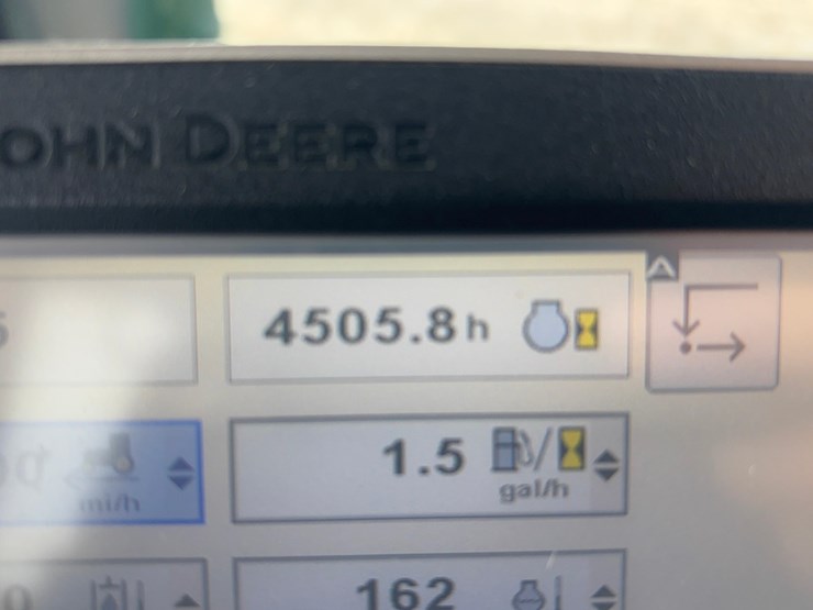 2013-john-deere-9560r-image-19