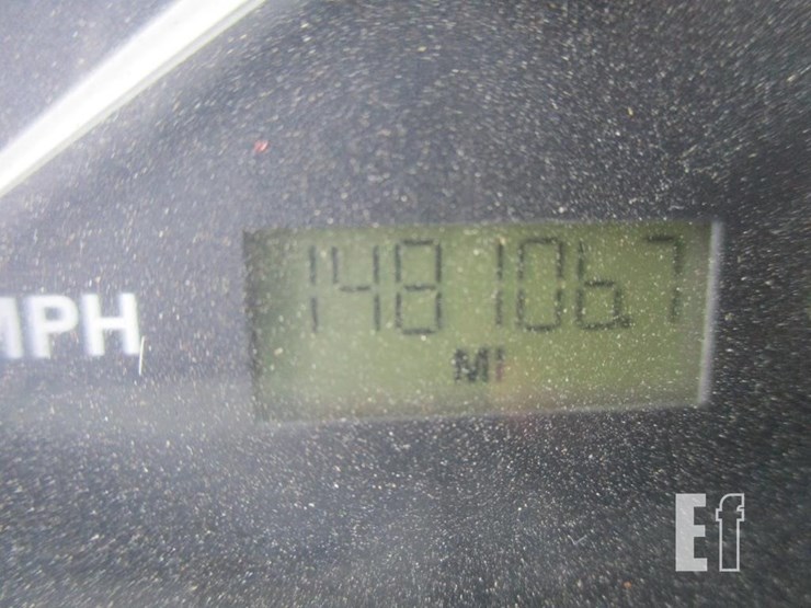 2008-sterling-l9500-image-23