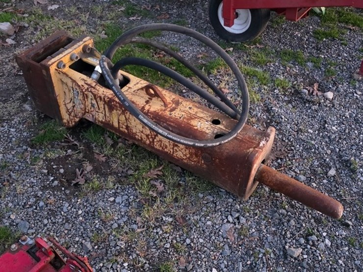 excavator-rock-hammer-(works)-image-1