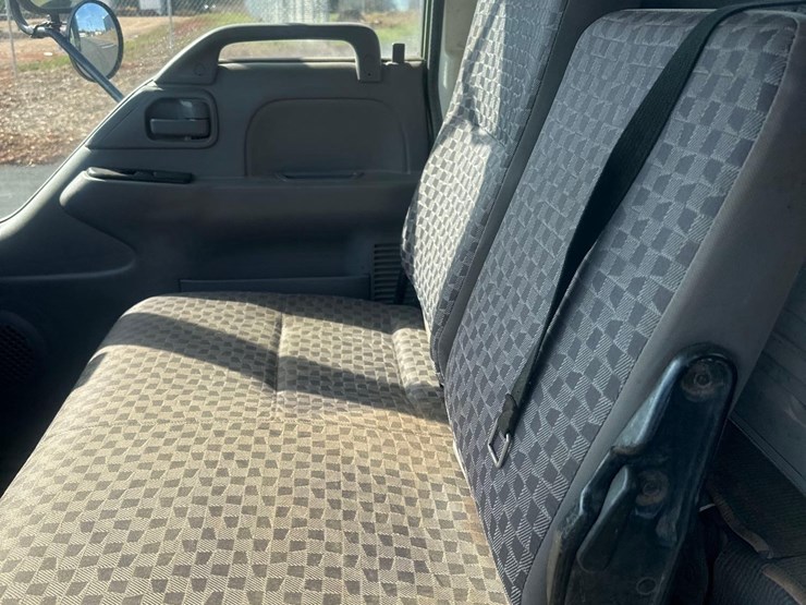 2007-chevrolet-w4-image-19