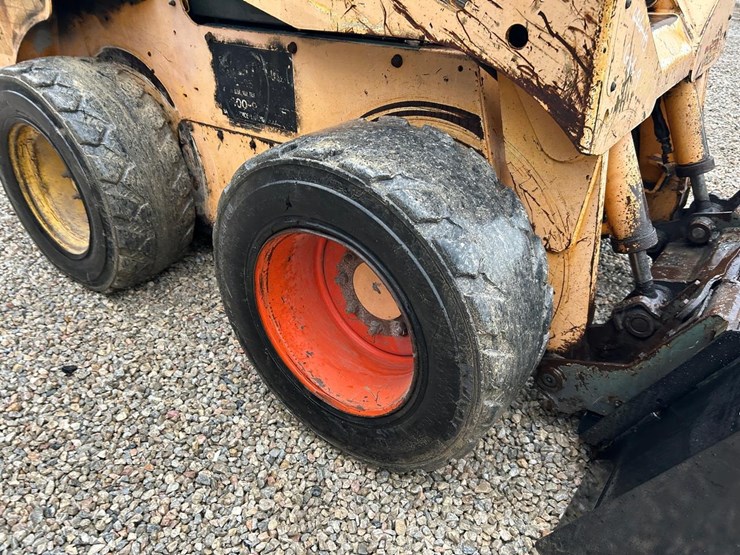 mustang-2086-image-12