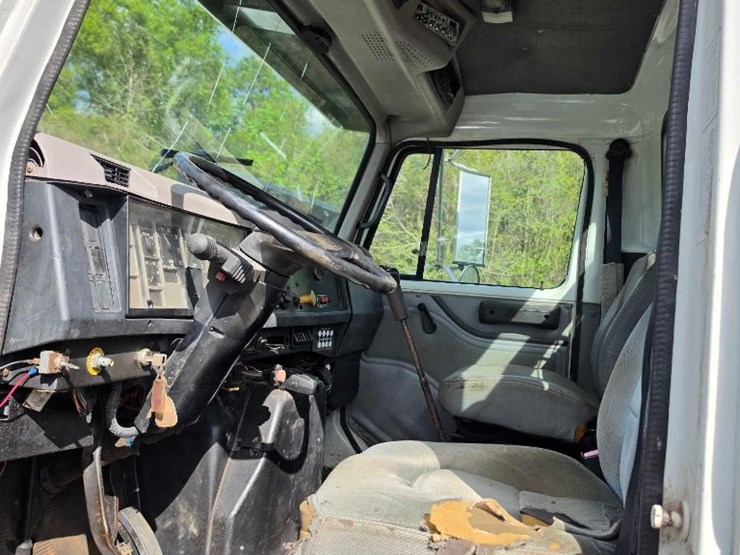 1996-international-4900-image-7