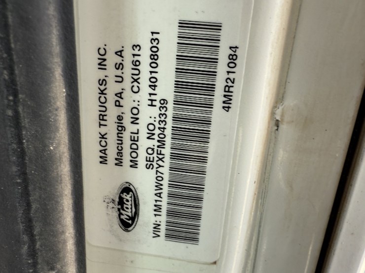 2015-mack-pinnacle-cxu613-image-11