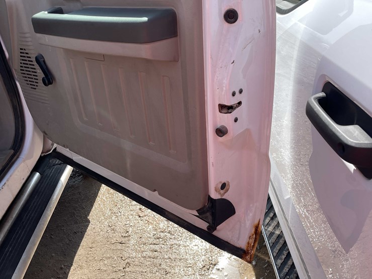 #5672-•-2010-f250-4x4-extended-cab-(has-wi-title)-image-71