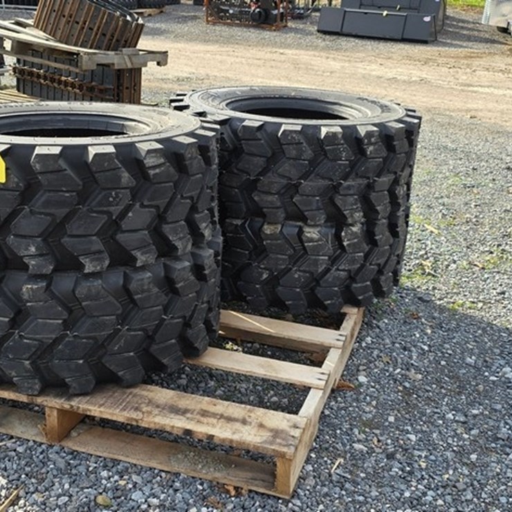 New 4-Forerunner 12-16.5 HD Skidloader Tires