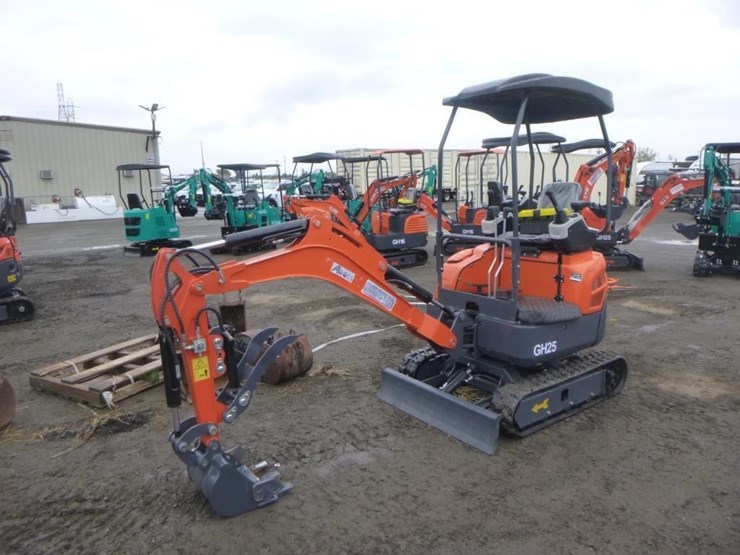 aboss-gh25-hydraulic-excavator-image-1