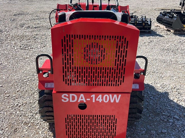 2026-agt-industrial-sda-140w-mini-wheel-loader-image-6