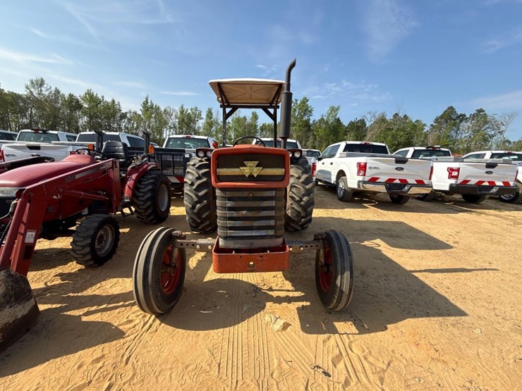 massey-ferguson-165-image-12