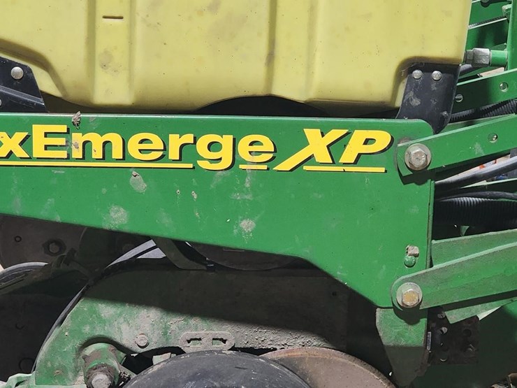 john-deere-1770nt-image-10