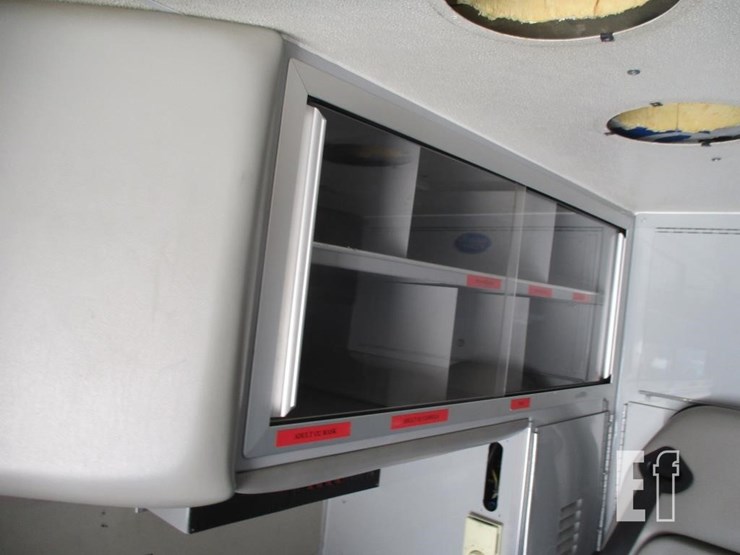 2011-dodge-3500-image-17