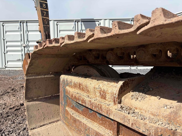 2017-hyundai-hx300-lr-image-7