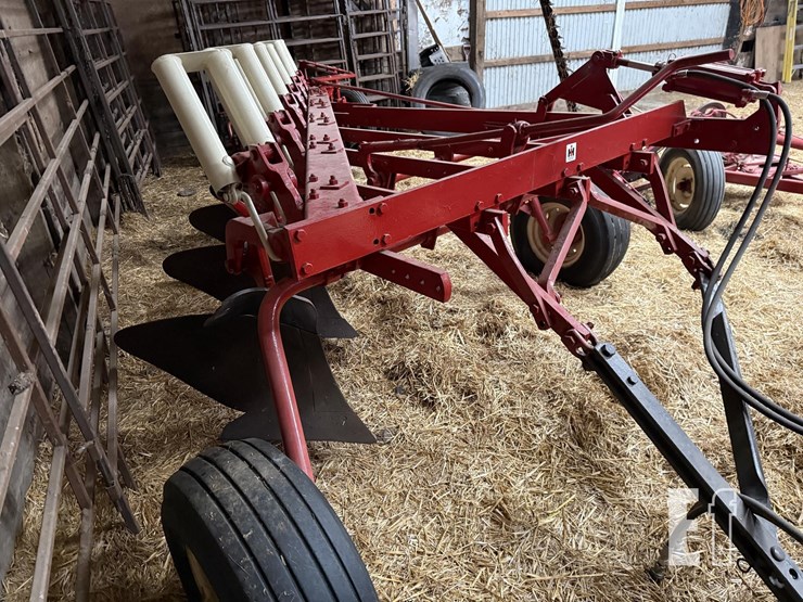 international-770-image-2