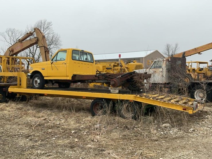 #305-•-gooseneck-winch-trailer-image-4