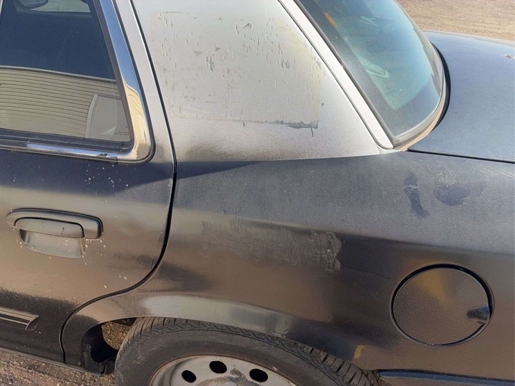 2011-ford-crown-victoria-lx-police-/-sedan-4d-image-15