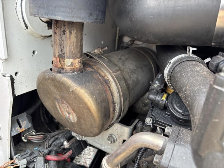 2019-bobcat-t650-image-48