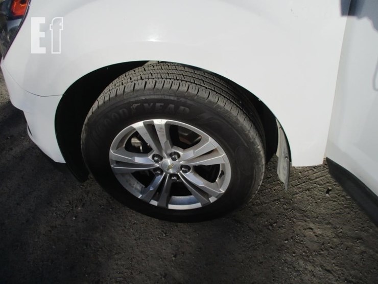 2016-chevrolet-equinox-ls-image-17