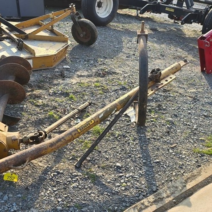 Leinbach 12" 3pt. Post Hole Digger