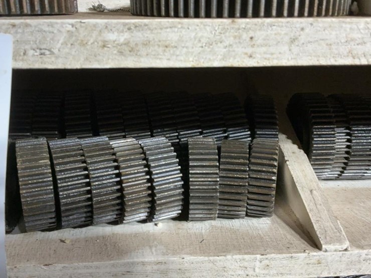 #232-•-shelf-and-contents-image-12