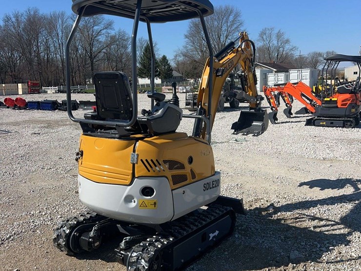 2026-sdlanch-sdle20-mini-excavator-image-5