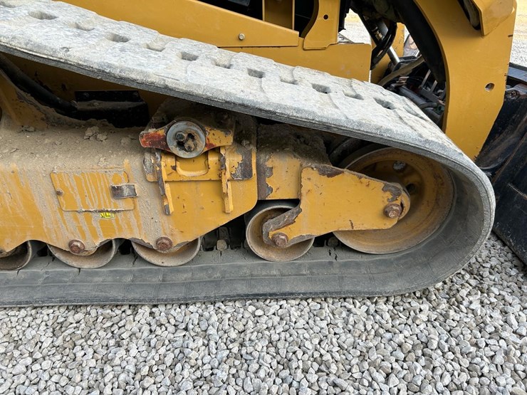 2018-caterpillar-279d-image-14